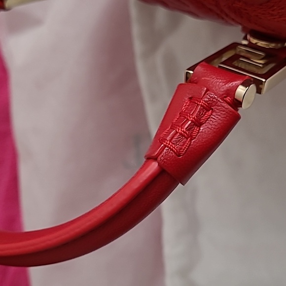 Gianni Versace - Picture 8 of 16